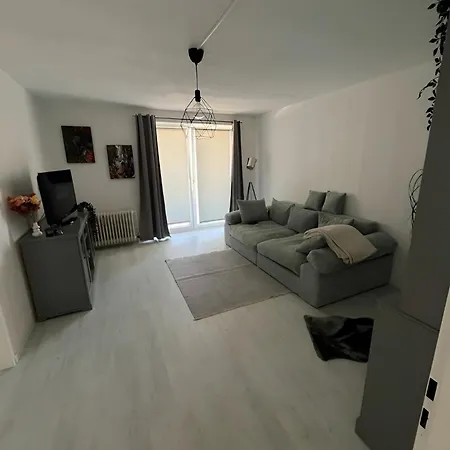 Moderne 2-Zimmer Wohnung Mit Wohlfuehlcharakter